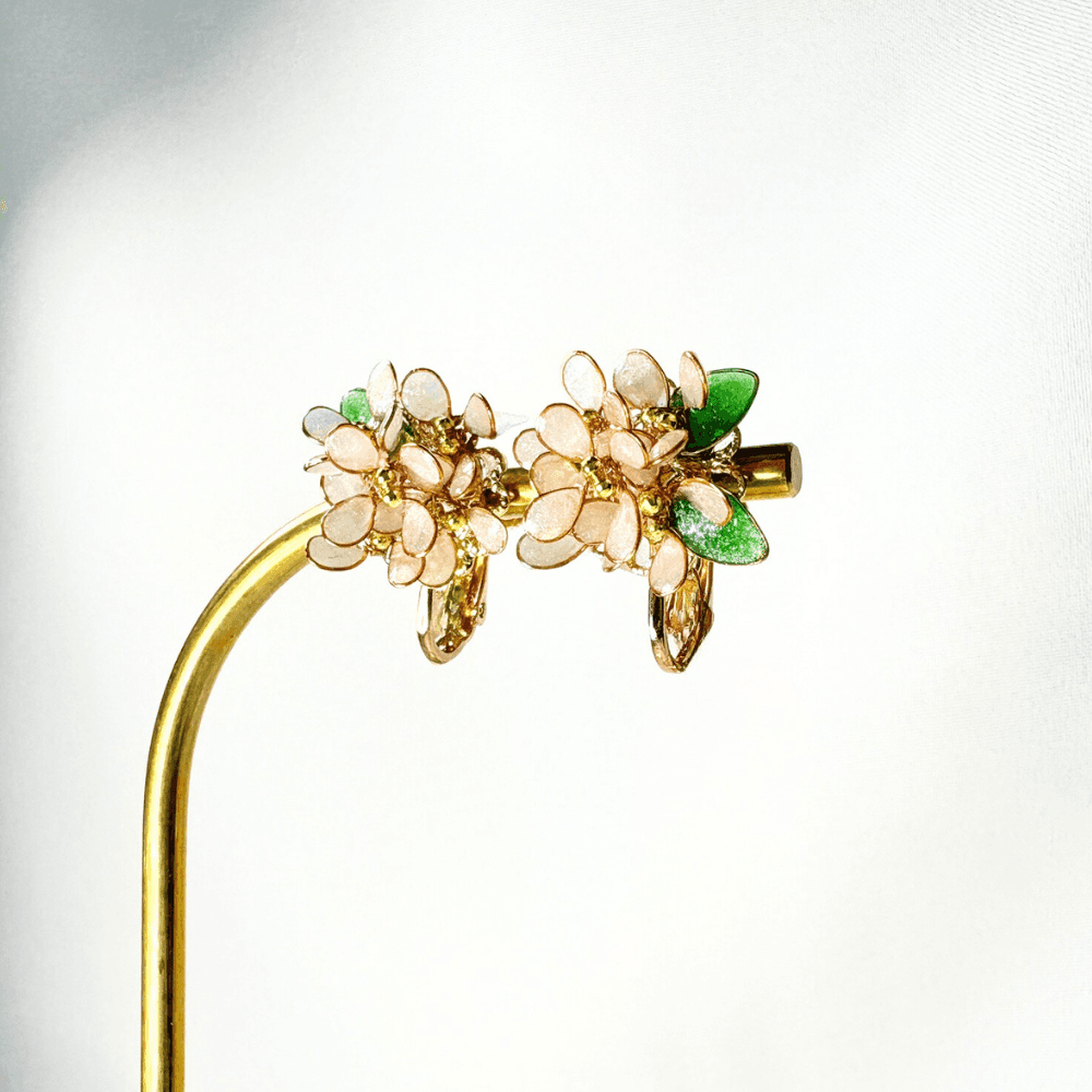 【銀木犀/ギンモクセイ】2wayピアス 秋の新作 揺れる白い花 金属アレルギー対応 サージカルステンレス 受注生産 | 10枚目